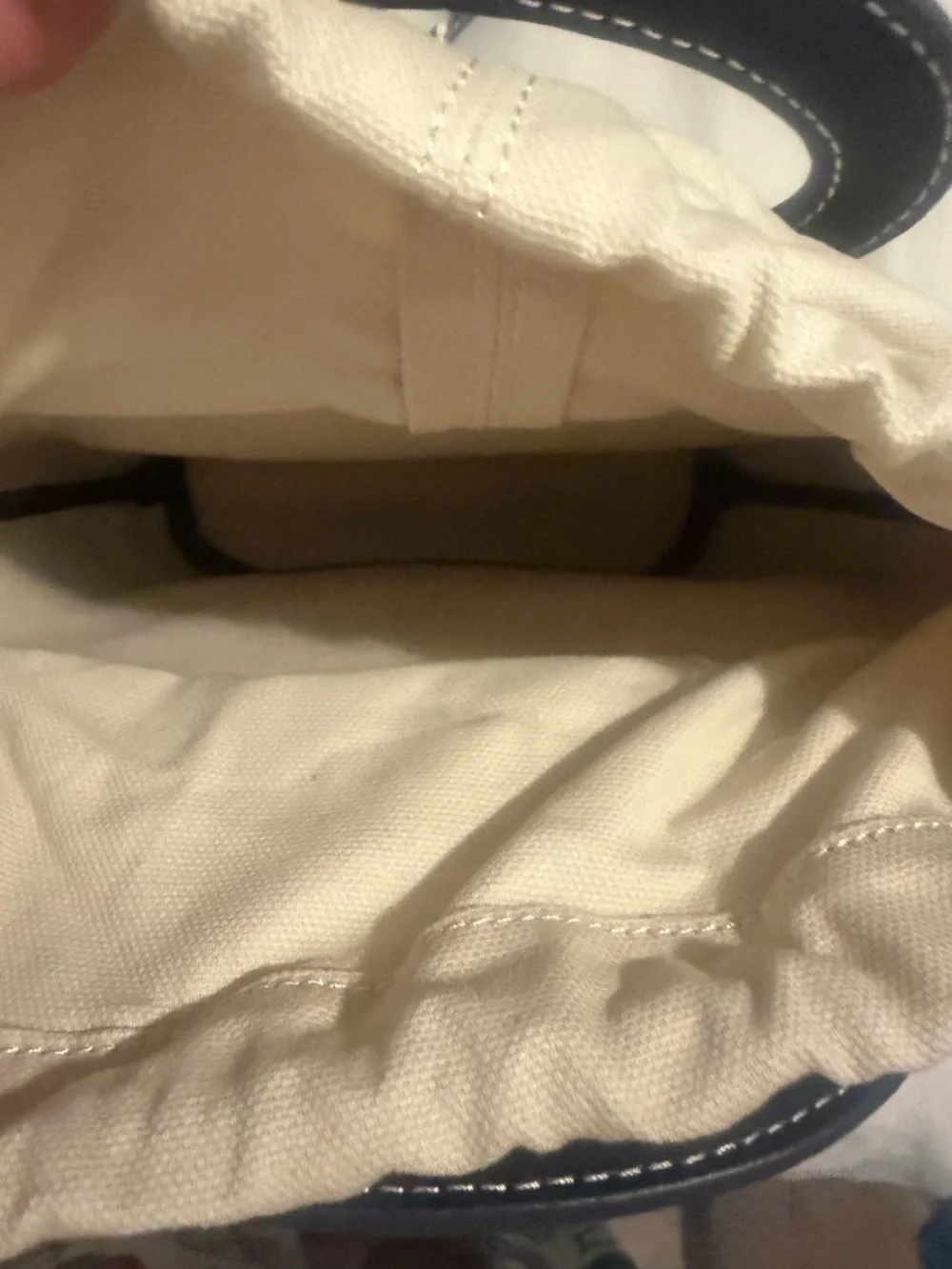 Handbag - Picture 5 of 5